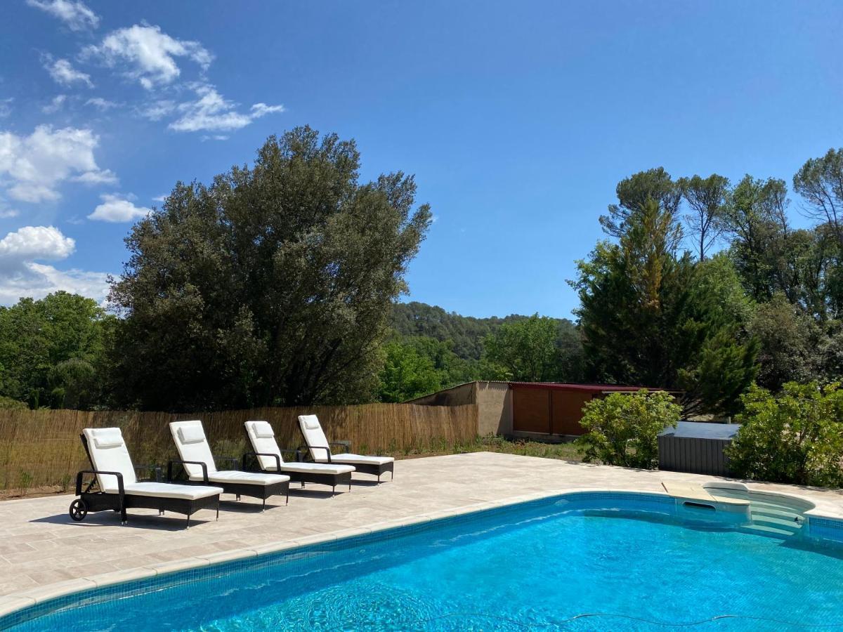 Bed and Breakfast L'Eveil En Provence Entrecasteaux Exterior foto