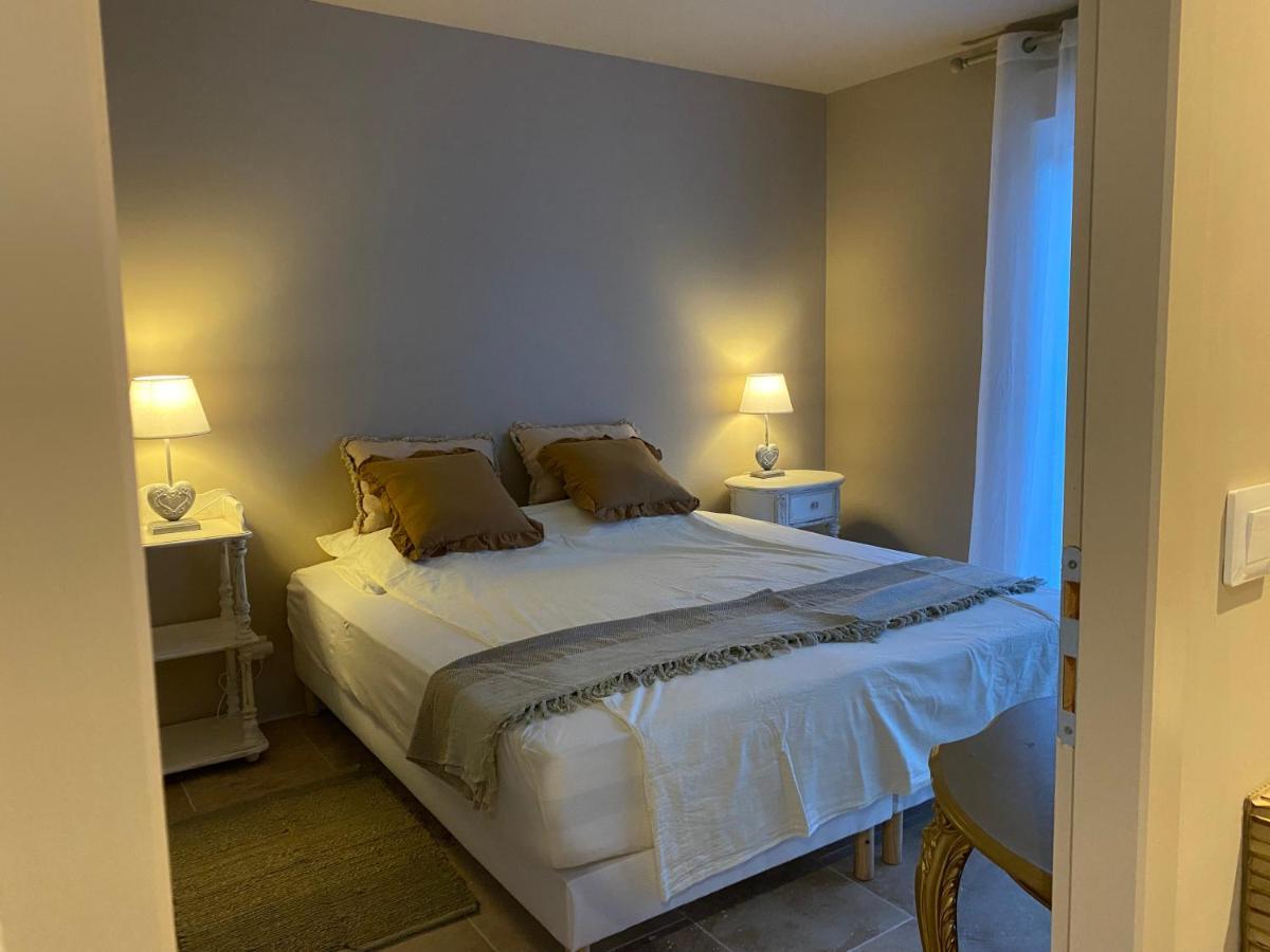 Bed and Breakfast L'Eveil En Provence Entrecasteaux Exterior foto
