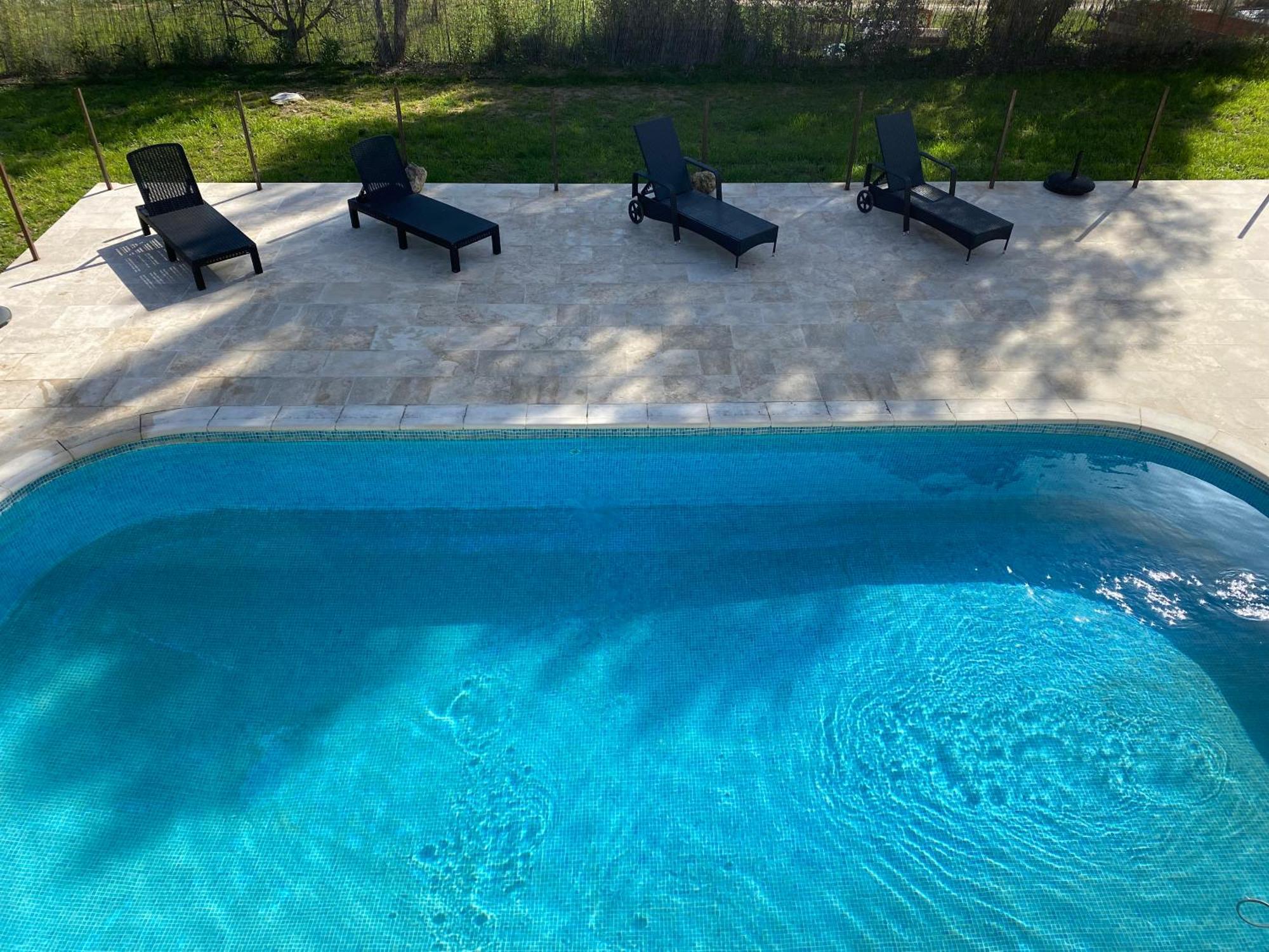 Bed and Breakfast L'Eveil En Provence Entrecasteaux Exterior foto